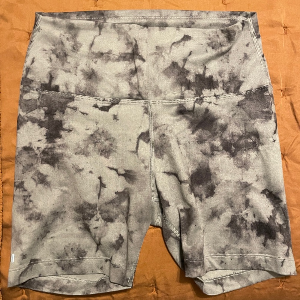 NoBull biker shorts 6 in inseam M